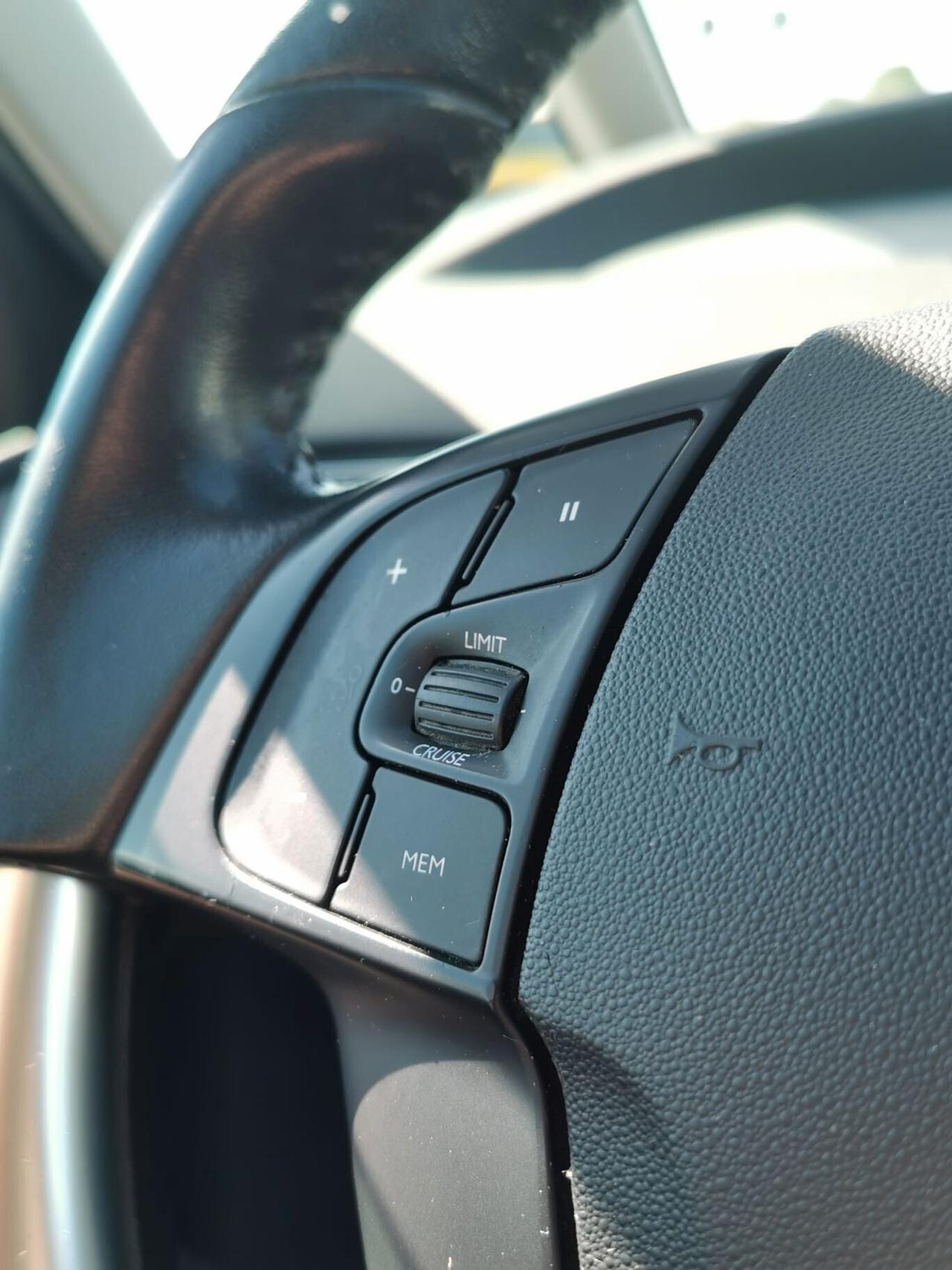 Citroen Grand C4 Picasso BlueHDi 120 S&S Shine