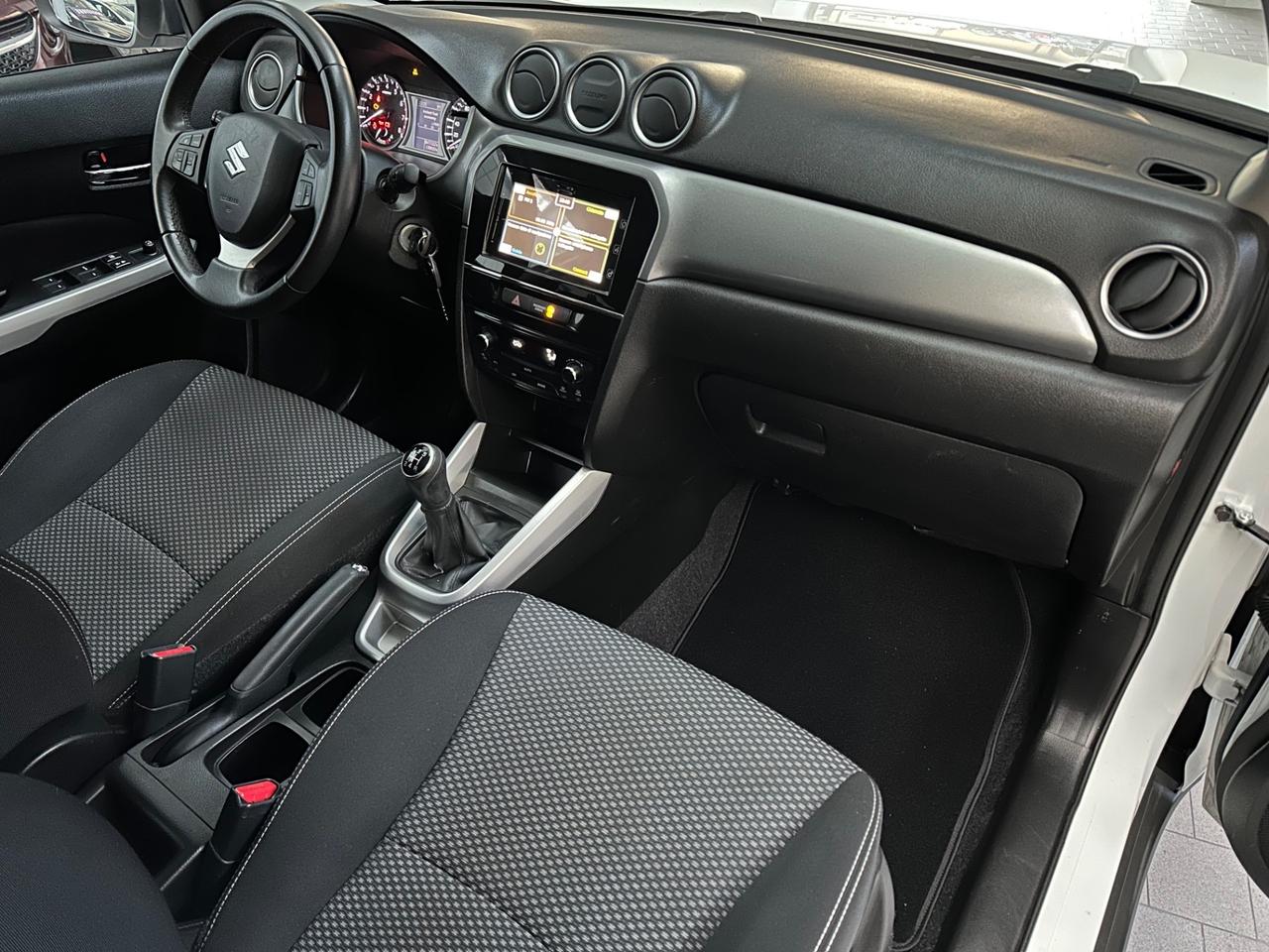 Suzuki Vitara 1.6 VVT V-Top