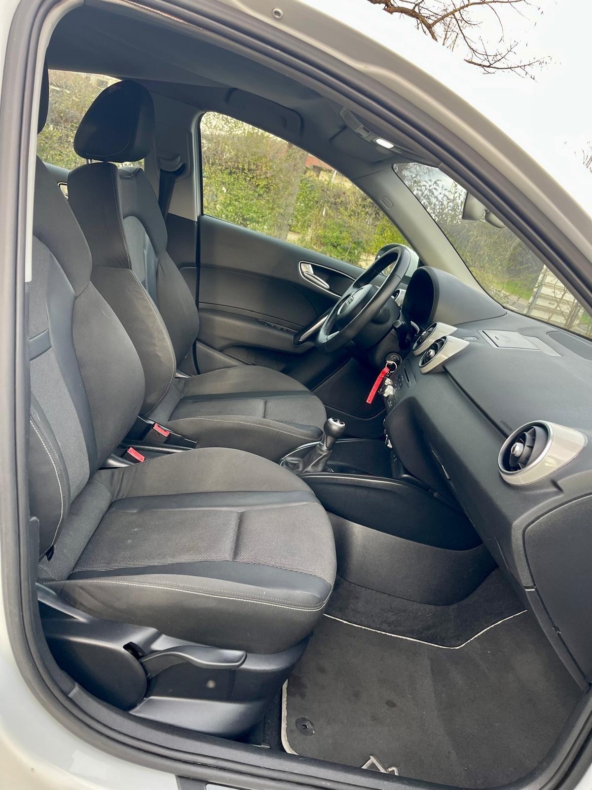 Audi A1 SPB 1.6 TDI S tronic Attraction