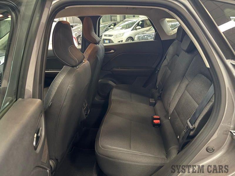 Renault Captur Hybrid E-Tech 145 CV Initiale Paris