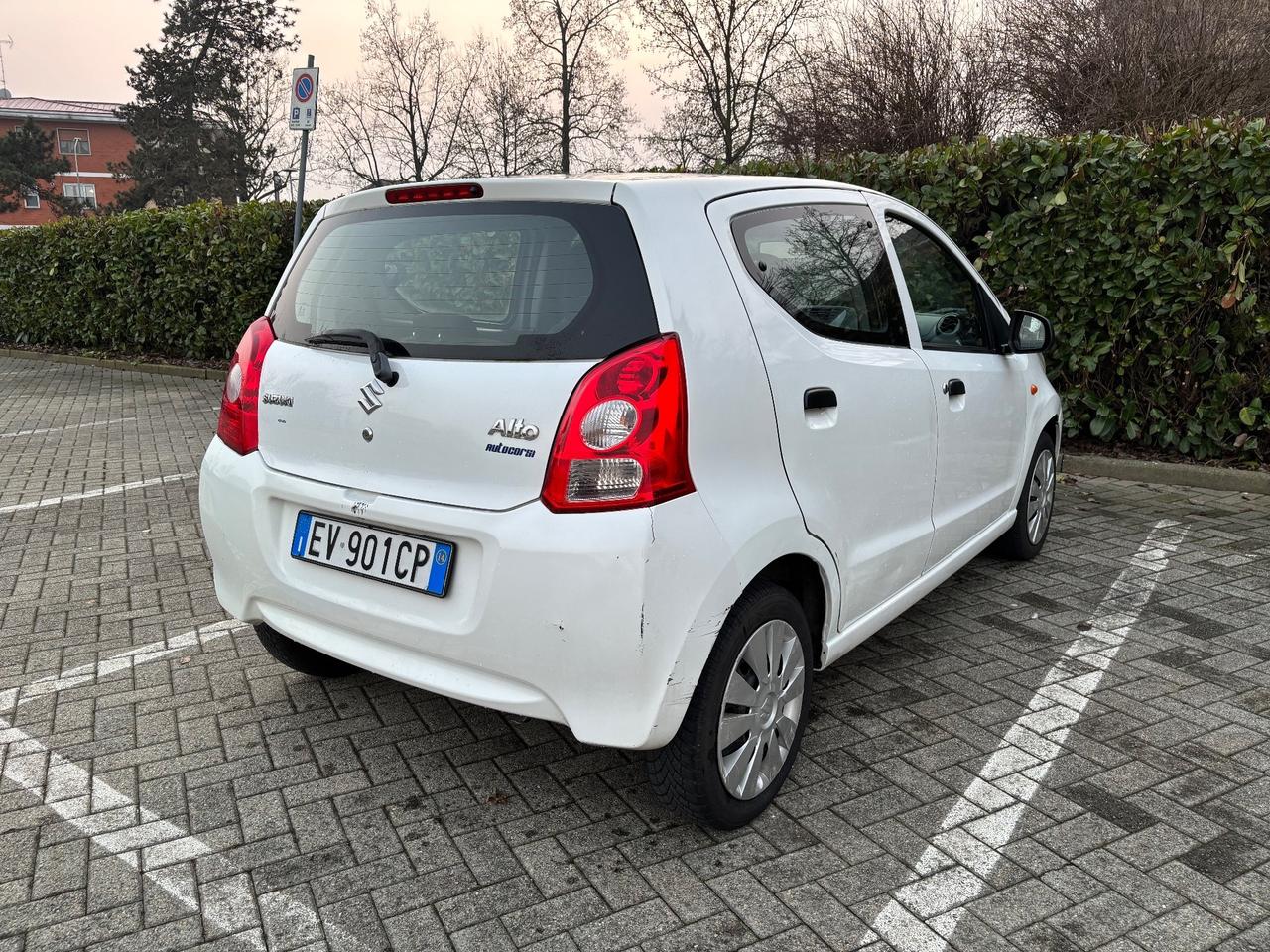 Suzuki Alto 1.0 Neopatentati