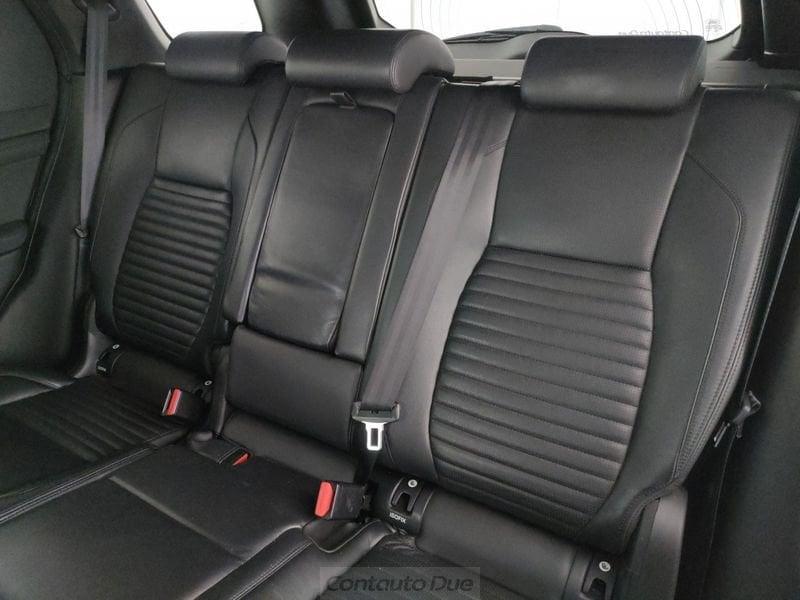 Land Rover Discovery Sport Discovery Sport 2.0d td4 mhev SE awd 163cv Black Pack N1 AUTOCARRO