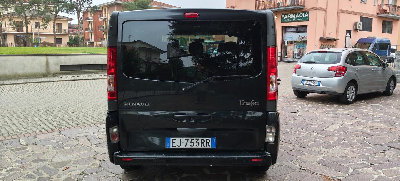 Renault Trafic 2.0 dCi/115 Aut 5 posti-autocarro