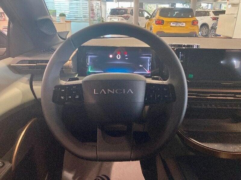 Lancia Ypsilon Ypsilon Hybrid e-DCT