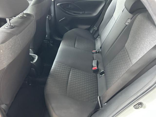 TOYOTA Yaris 1.0 5 porte Active