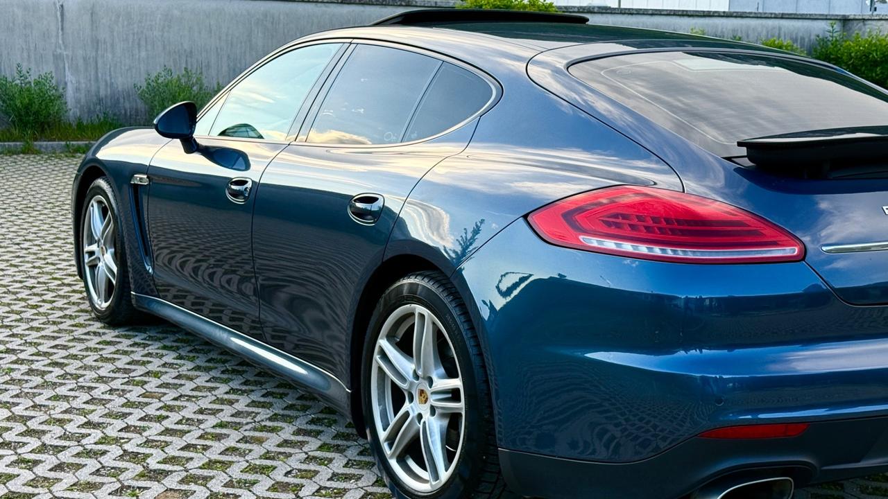 Porsche Panamera 3.6 i 300cv 4x4 Semi Nuova