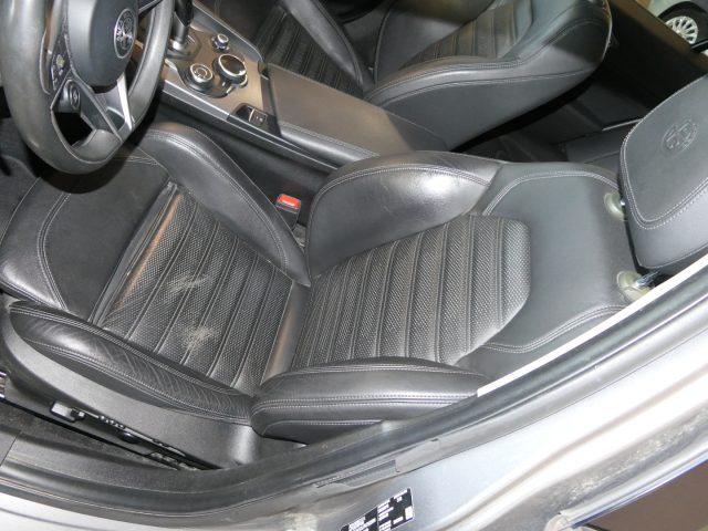 ALFA ROMEO Giulia 2.2 Turbodiesel 210 CV AT8 AWD Q4 Veloce