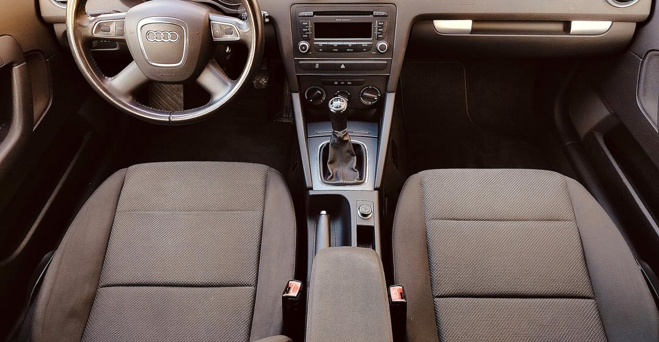 Audi A3 1.6 TDI EDITION OK NEOPATENTATI