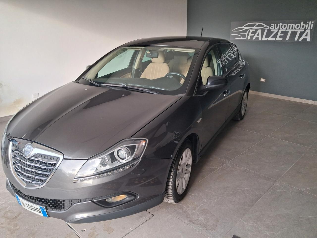 Lancia Delta 1.6 MJT DPF automatica unico proprietario