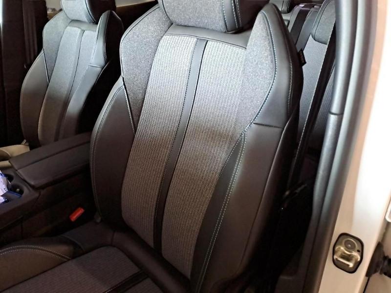 PEUGEOT 3008 BLUEHDI 130 EAT8 SES ALLURE SUV
