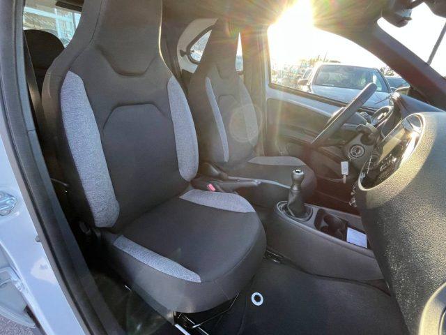 TOYOTA Aygo X 1.0 VVT-i 72 CV 5 porte Active