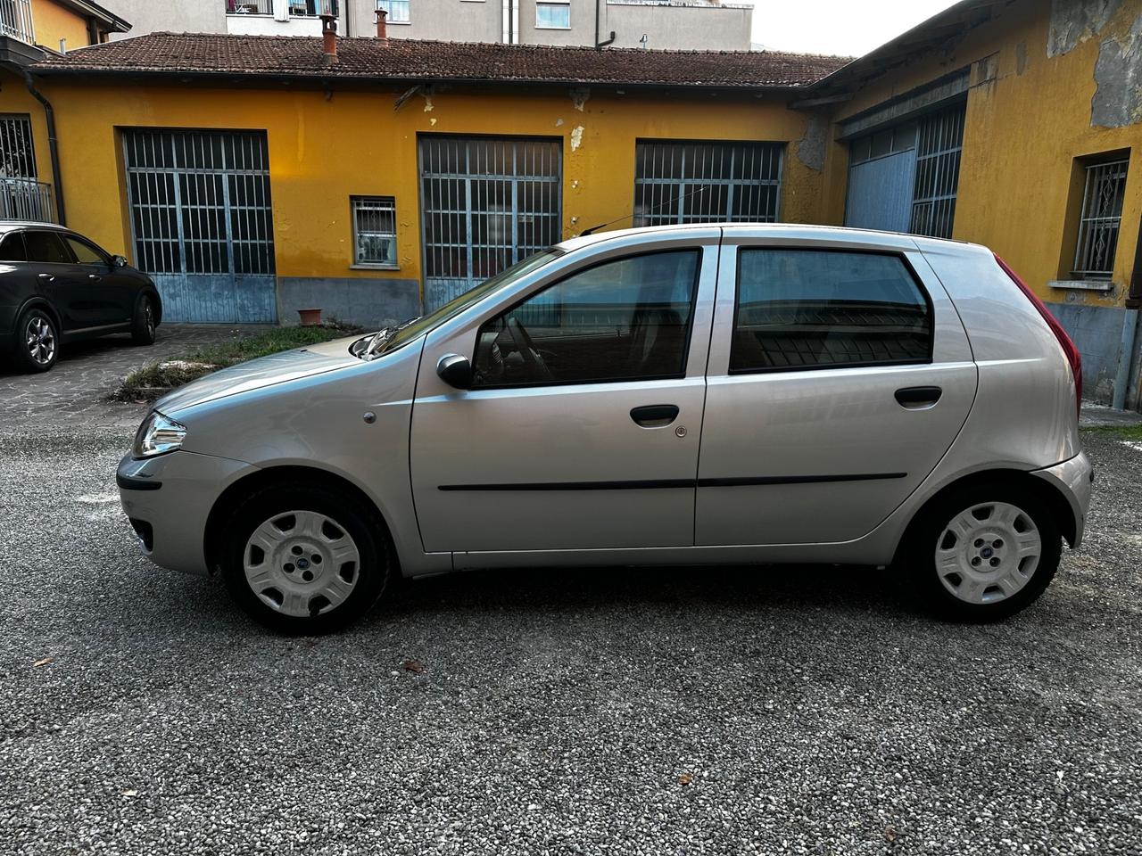 Fiat Punto 1.2 5 porte Active Natural Power