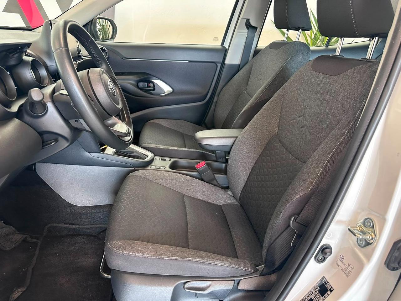 Toyota Yaris Cross 1.5h Active fwd 116cv e-cvt