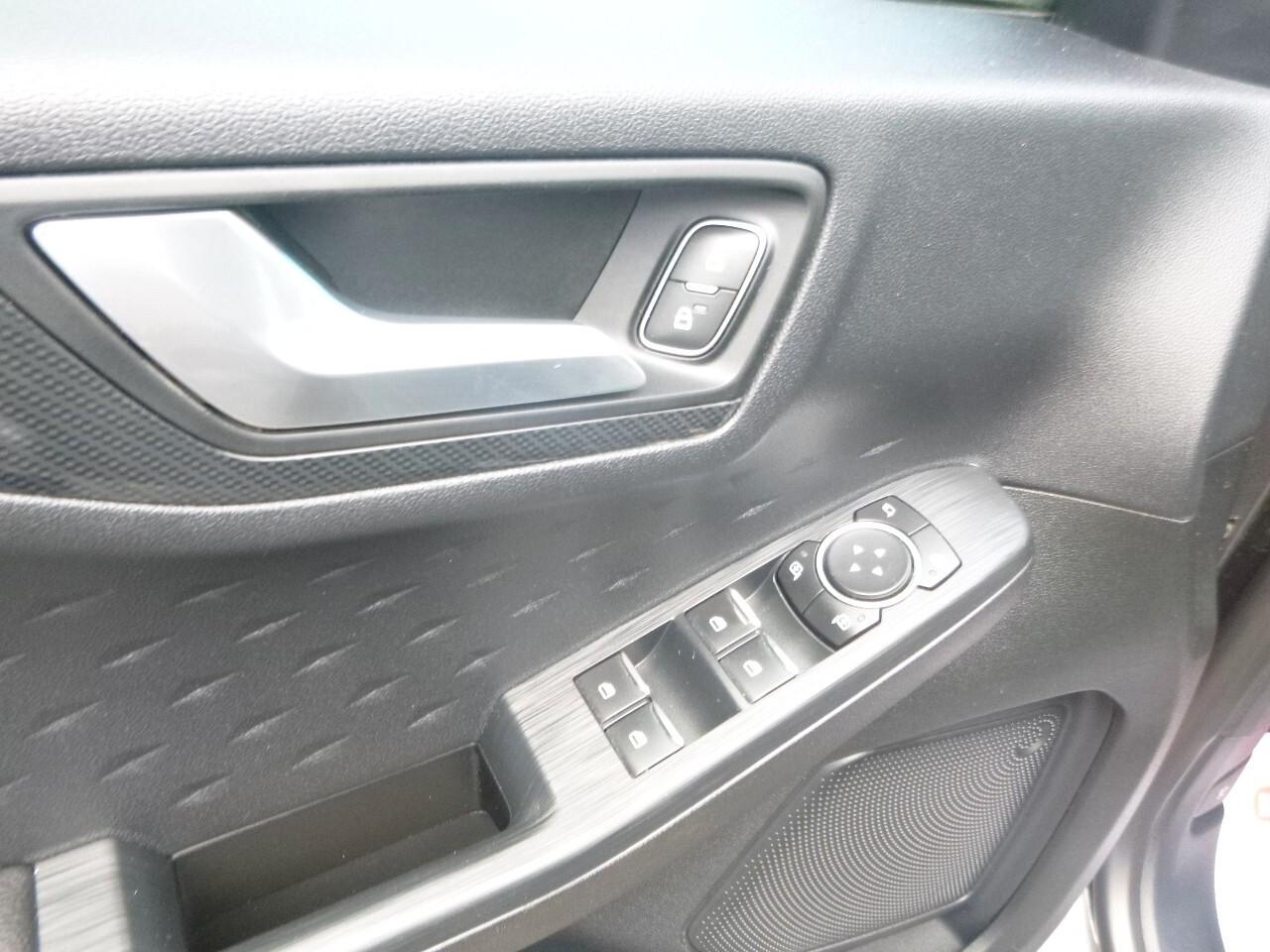 Ford Kuga 1.5 EcoBlue 120 CV 2WD ST-Line X NEOPATENTATI
