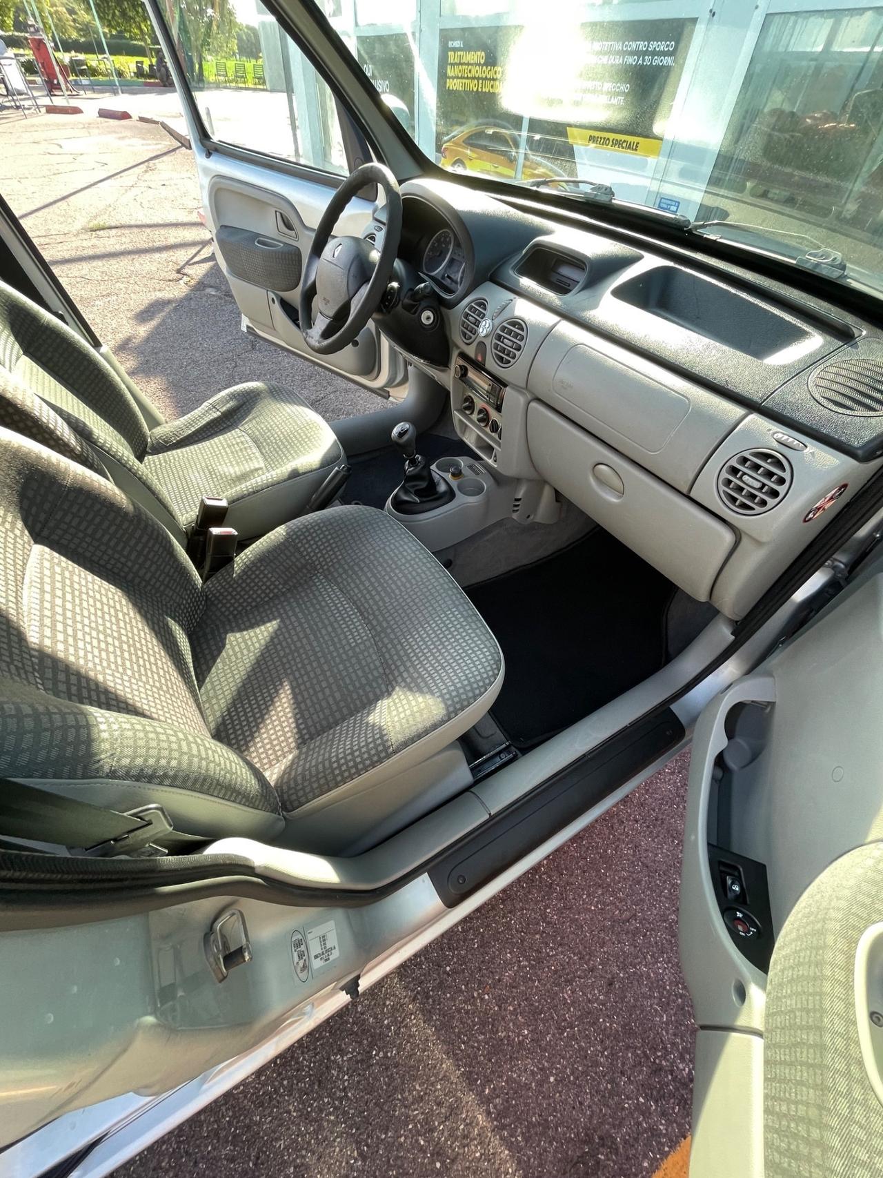 Renault Kangoo 1.6 16V 5p. Luxe