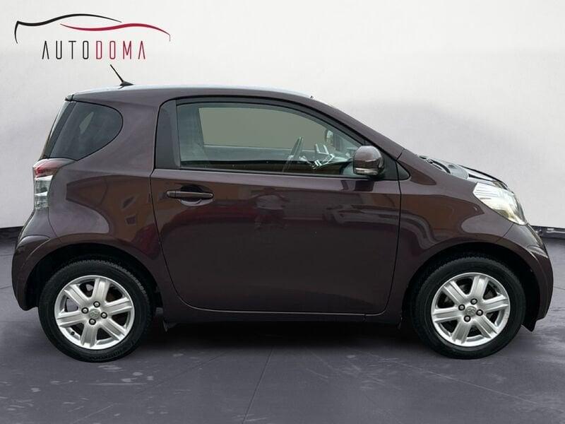 Toyota iQ VVT-I ZERO