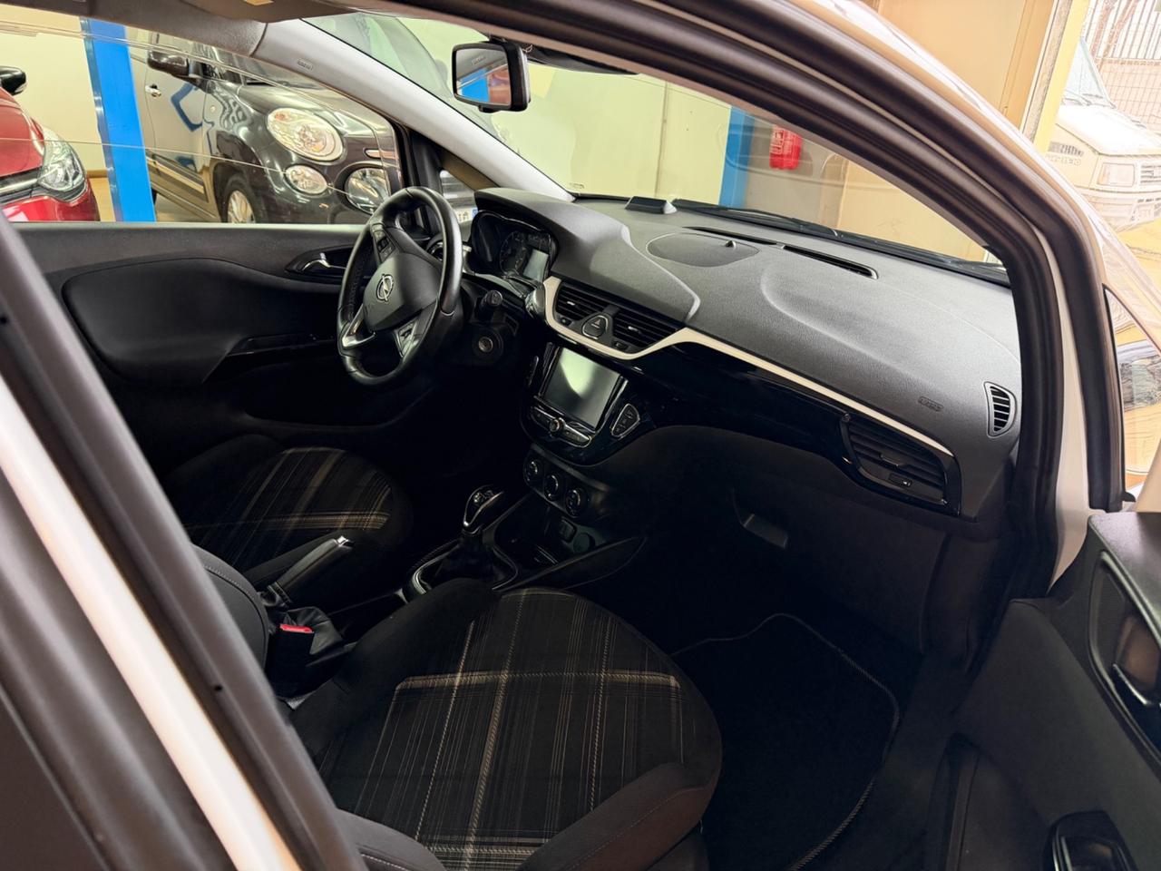 Opel Corsa 1.4 benz FULL OPT 2017 Automatic