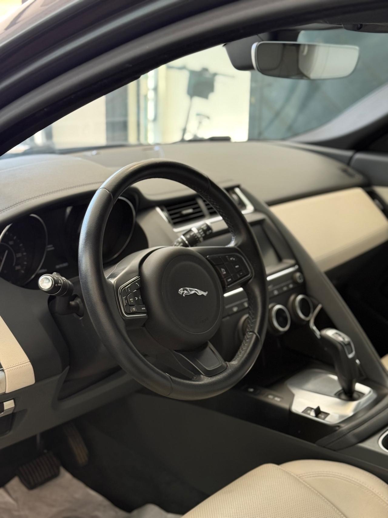 Jaguar E-Pace 2.0D 150 CV AWD aut. R-Dynamic S