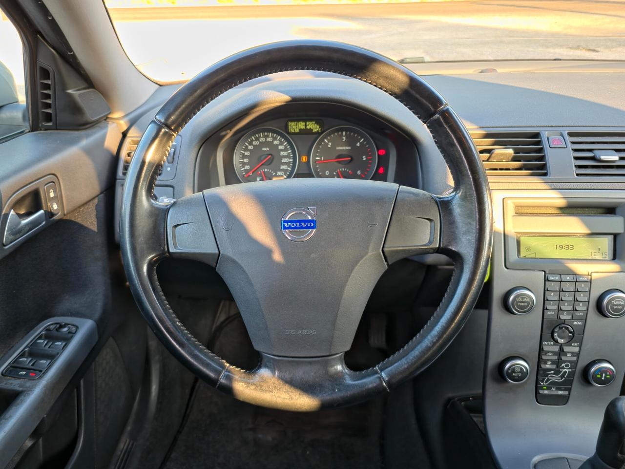 Volvo V50 D2 R-design CV-114 E5 Manuale NEO 2012