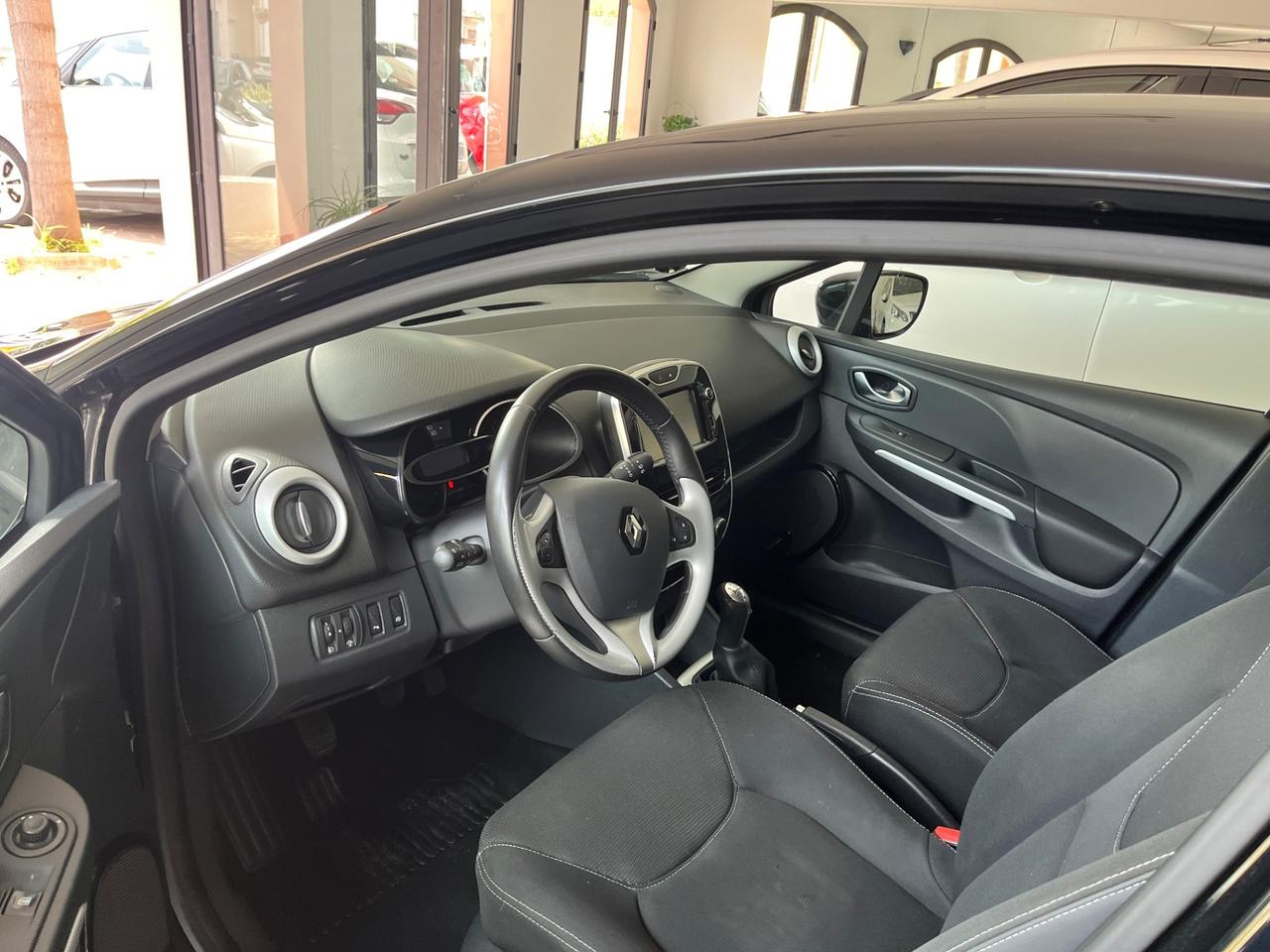 Renault Clio TCe 12V 90CV Start&Stop 5 porte Energy Intens