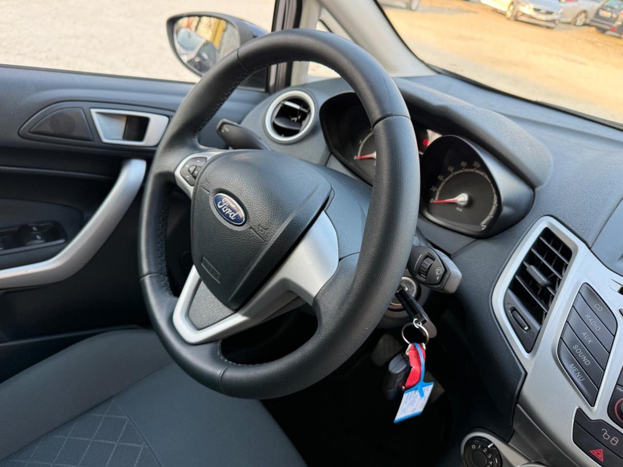 Ford Fiesta 1.4 16V 5p.Bz.- GPL Business UNICO PRO