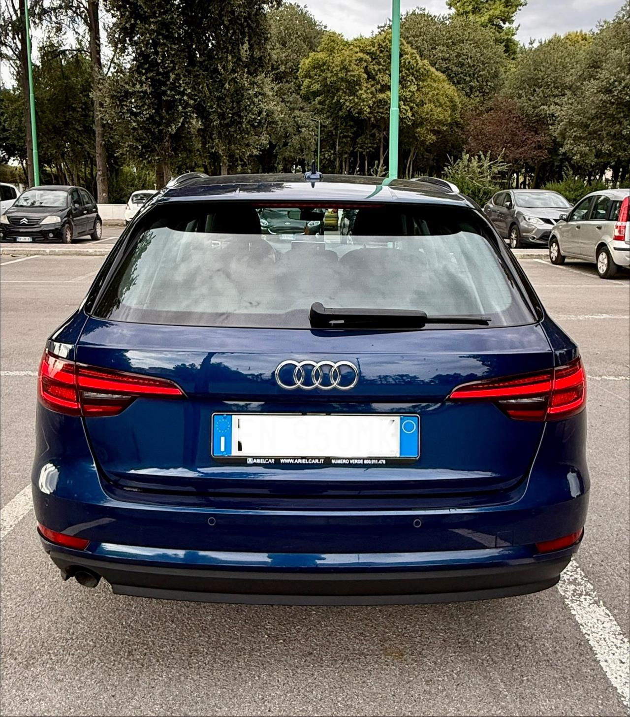 Audi A4 2.0 TDI 150 CV S tronic