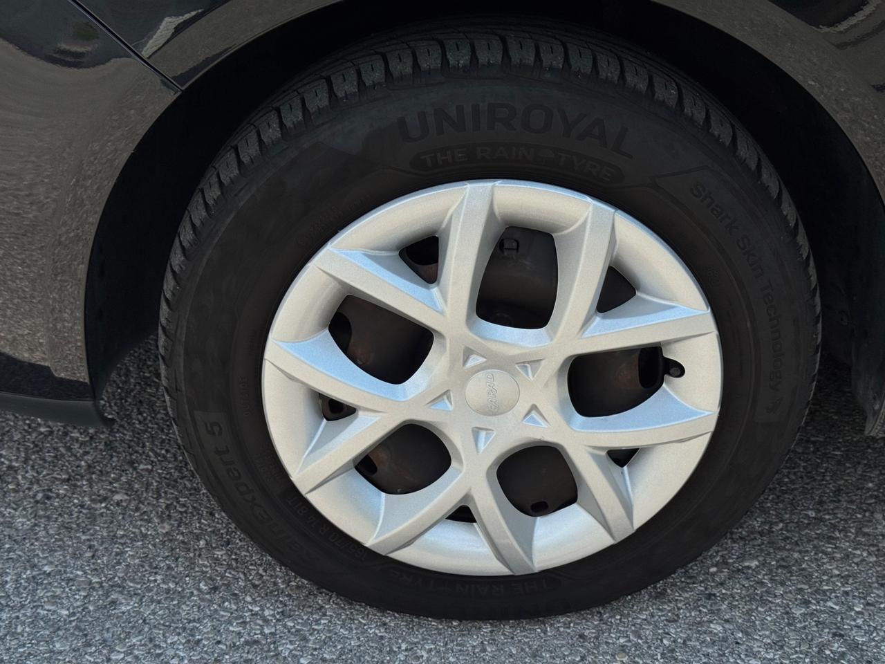 Volkswagen Polo 1.2 64CV 12V 5p. NEOPATENTATI
