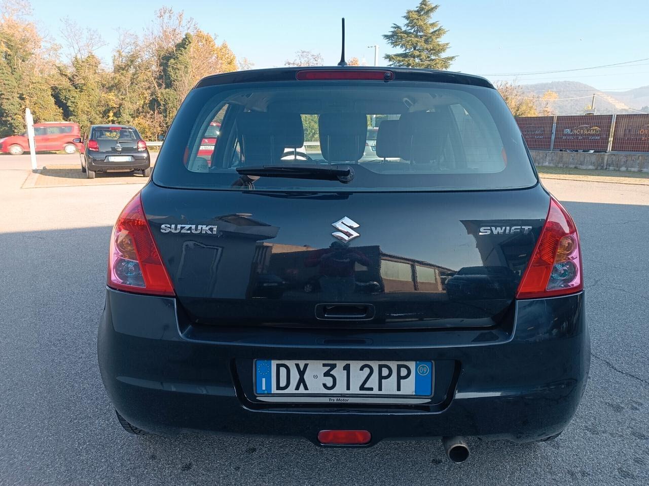 Suzuki Swift 1.3 GPL garanzia