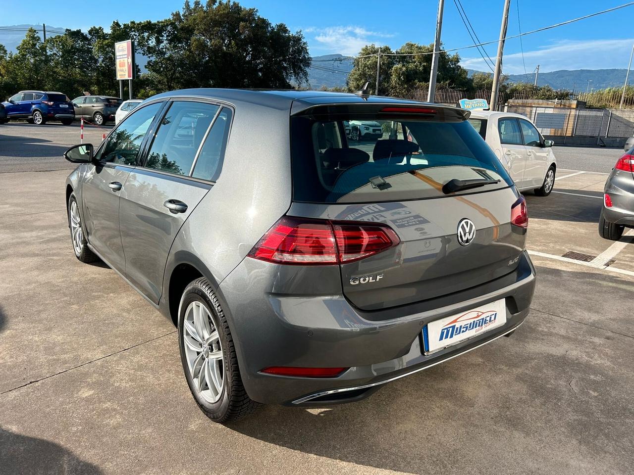 Volkswagen Golf 1.6 TDI 115CV DSG 5p. Business BlueMotion Technology