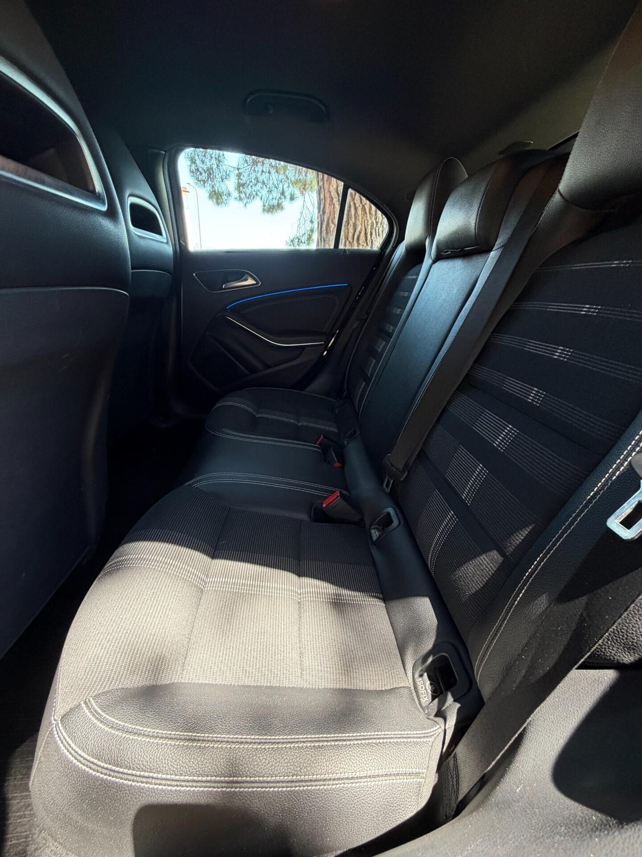 Mercedes-benz A 180 d Automatic Premium