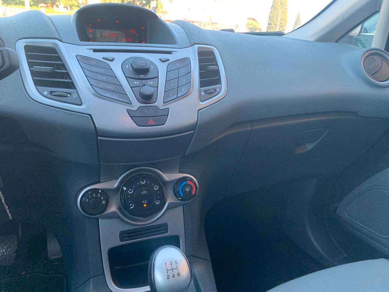 Ford Fiesta 1.2 82CV Neopat.