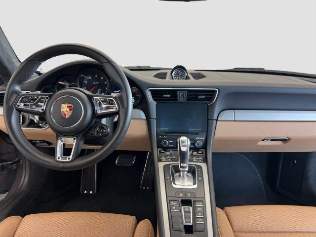 PORSCHE 911 911 3.0 Carrera 4 GTS Coupé