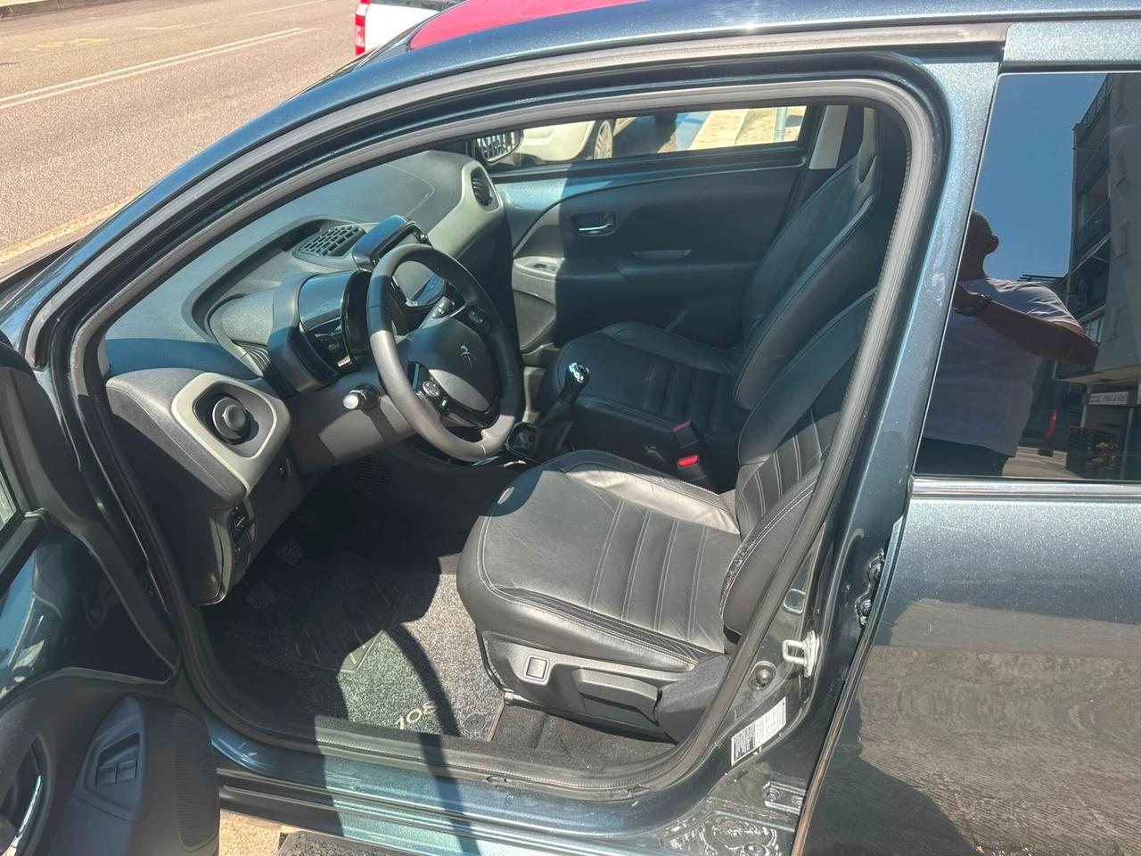Peugeot 108 VTi 68 5 porte Allure TOP!