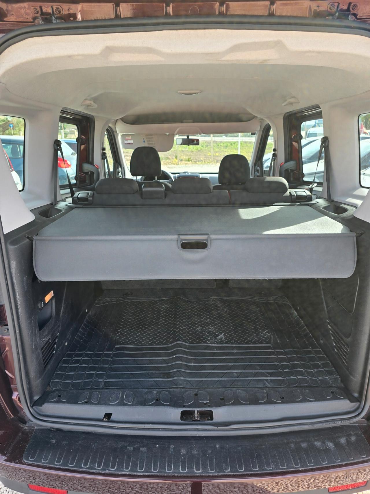 Fiat Doblo Doblò 5 posti