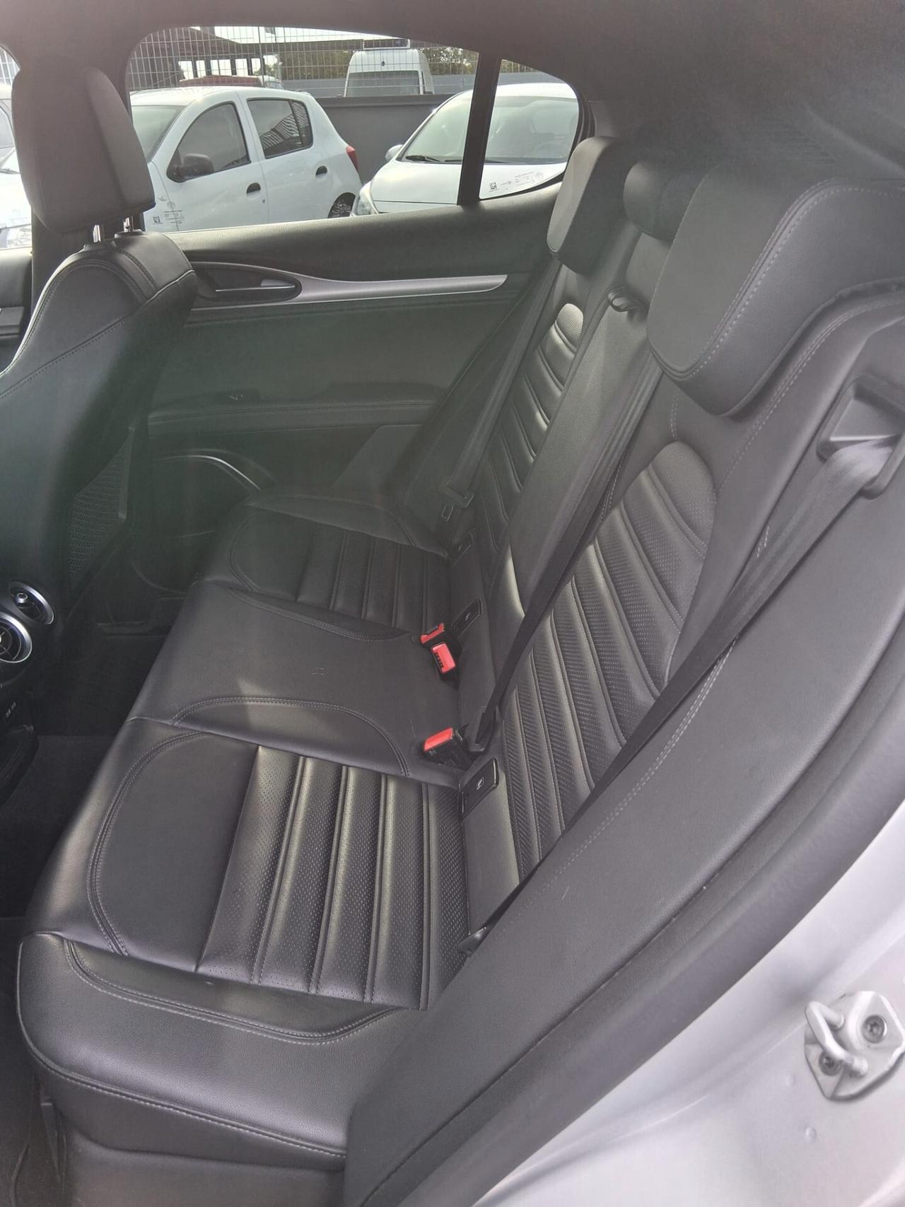 Alfa Romeo Stelvio 2.2 Turbodiesel 210 CV AT8 Q4 Veloce Tì