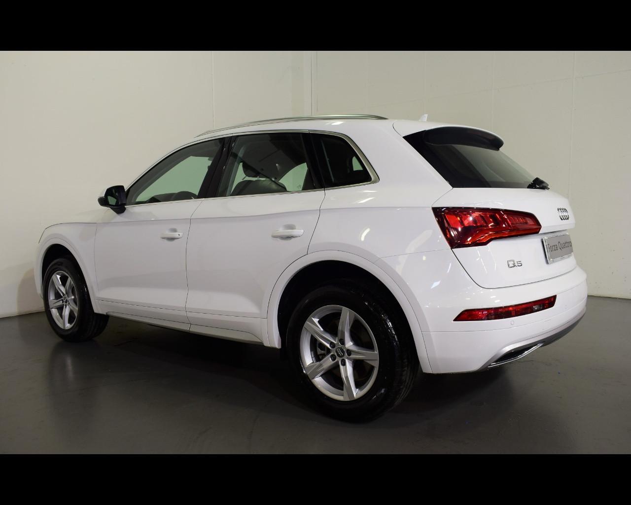 AUDI Q5 40 TDI QUATTRO S-TRONIC SPORT