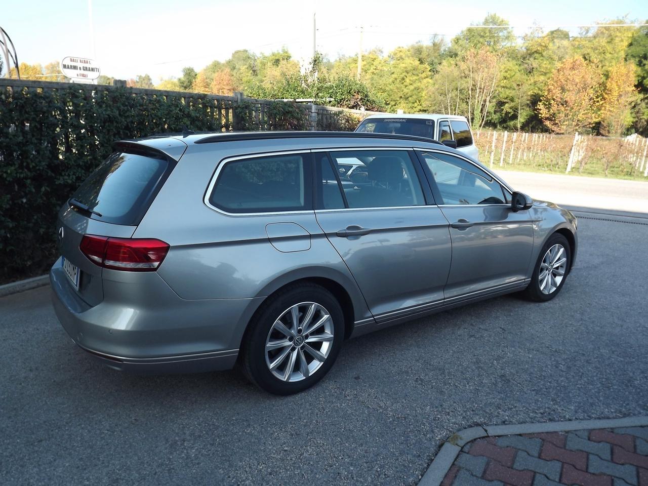 Volkswagen Passat Variant 2.0 TDI DSG Business BlueMotion Tech