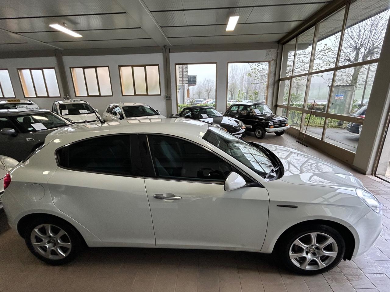 Alfa Romeo Giulietta 1.6 JTDm-2 105 CV Exclusive