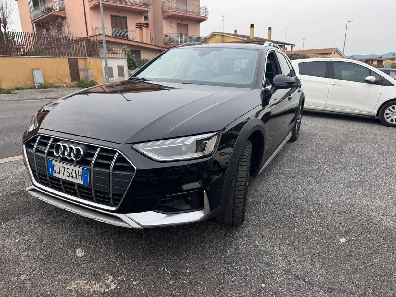Audi A4 allroad 40 TDI 204 CV S tronic Identity Contrast