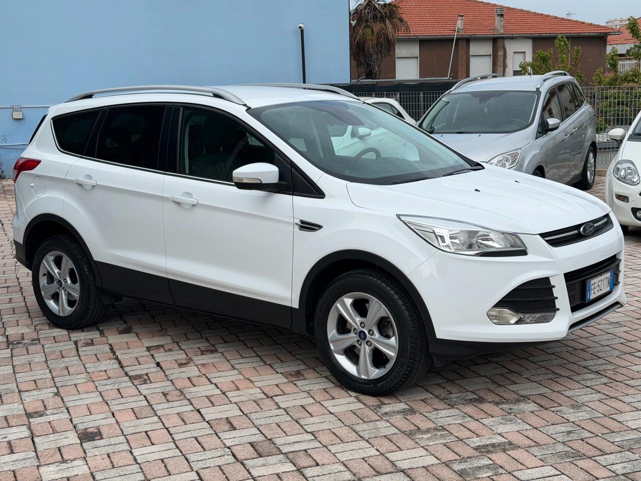 Ford Kuga 2.0 TDCI 120 CV S&S 2WD Titanium