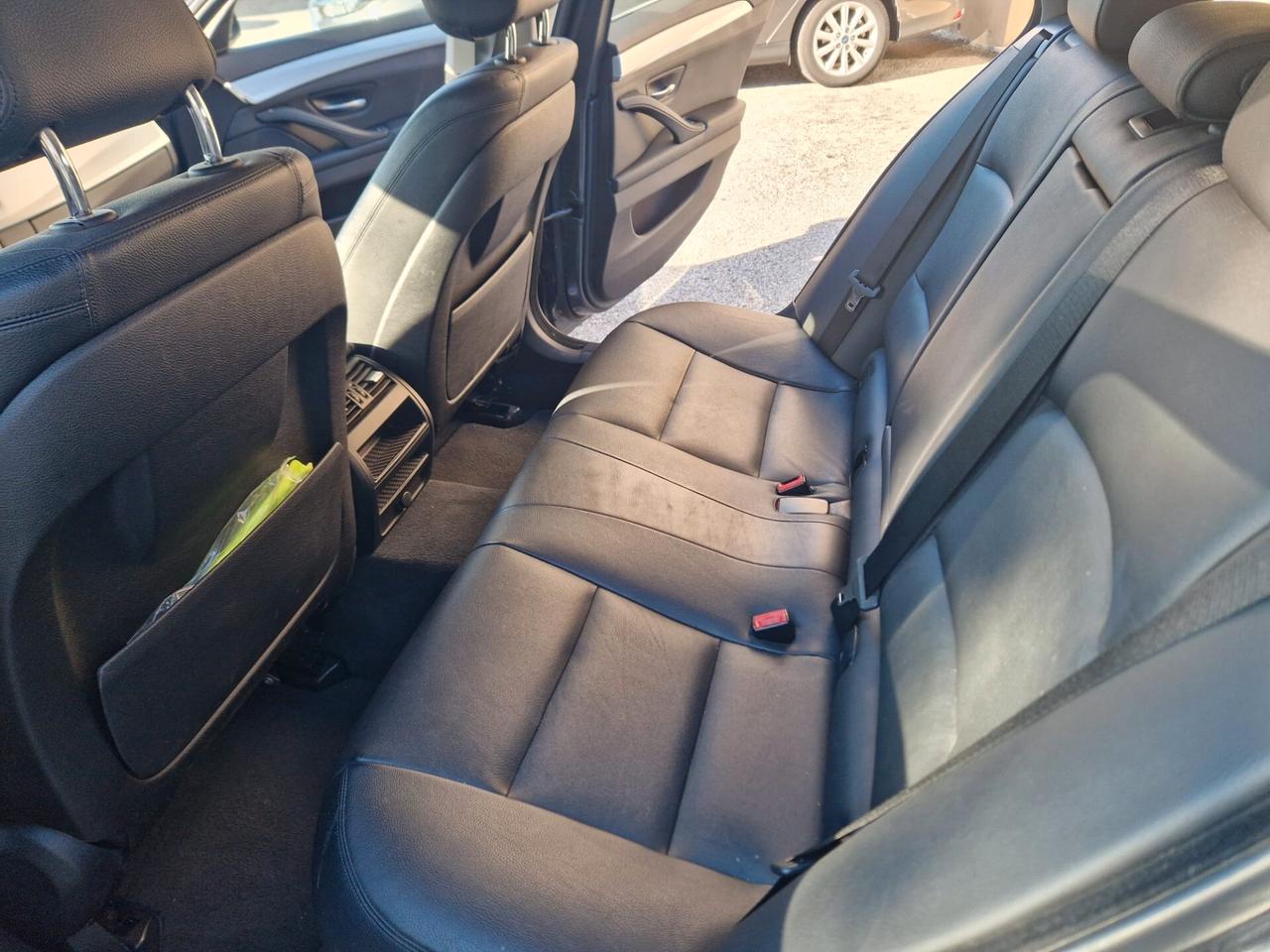 Bmw 530 530d 249CV berlina Luxury