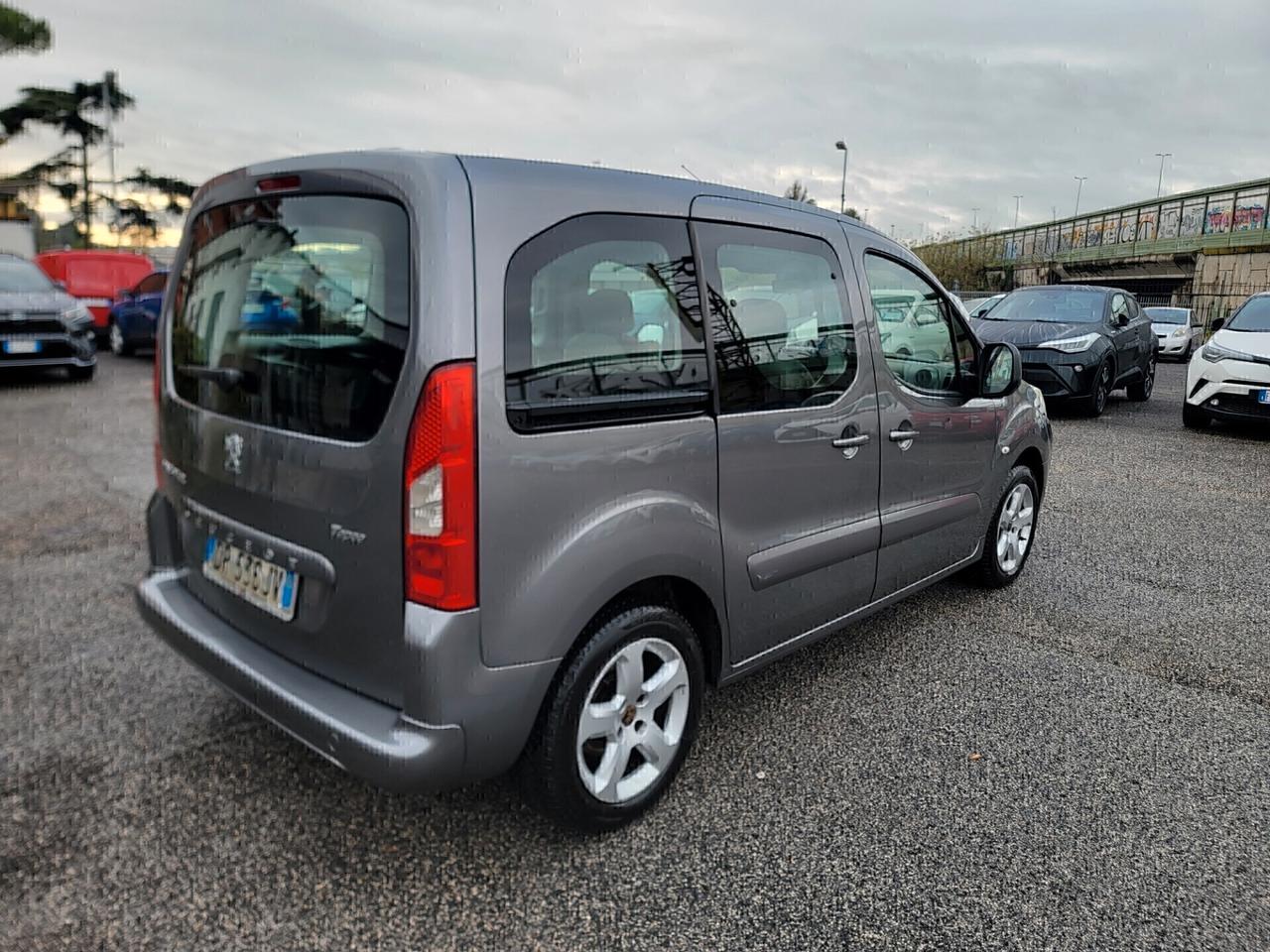 Peugeot Partner Tepee 1.6 HDi 90CV Premium