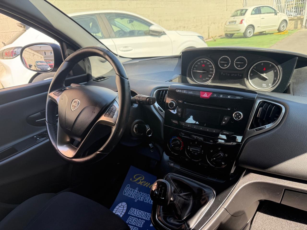 Lancia Ypsilon 1.3MJT 95CV - 2015