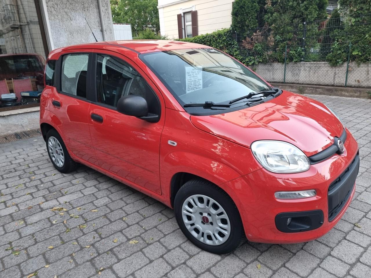 Fiat Panda 1.2 69cv anno2017 km44000 neopatentati