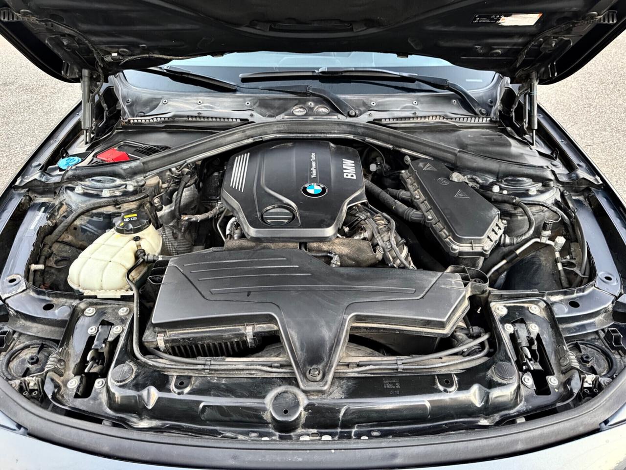 Bmw 318d Touring Business Advantage aut. 150cv 2016