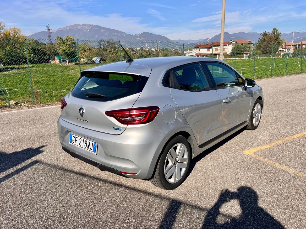 Renault Clio Full Hybrid E-Tech 140 CV 5 porte Intens