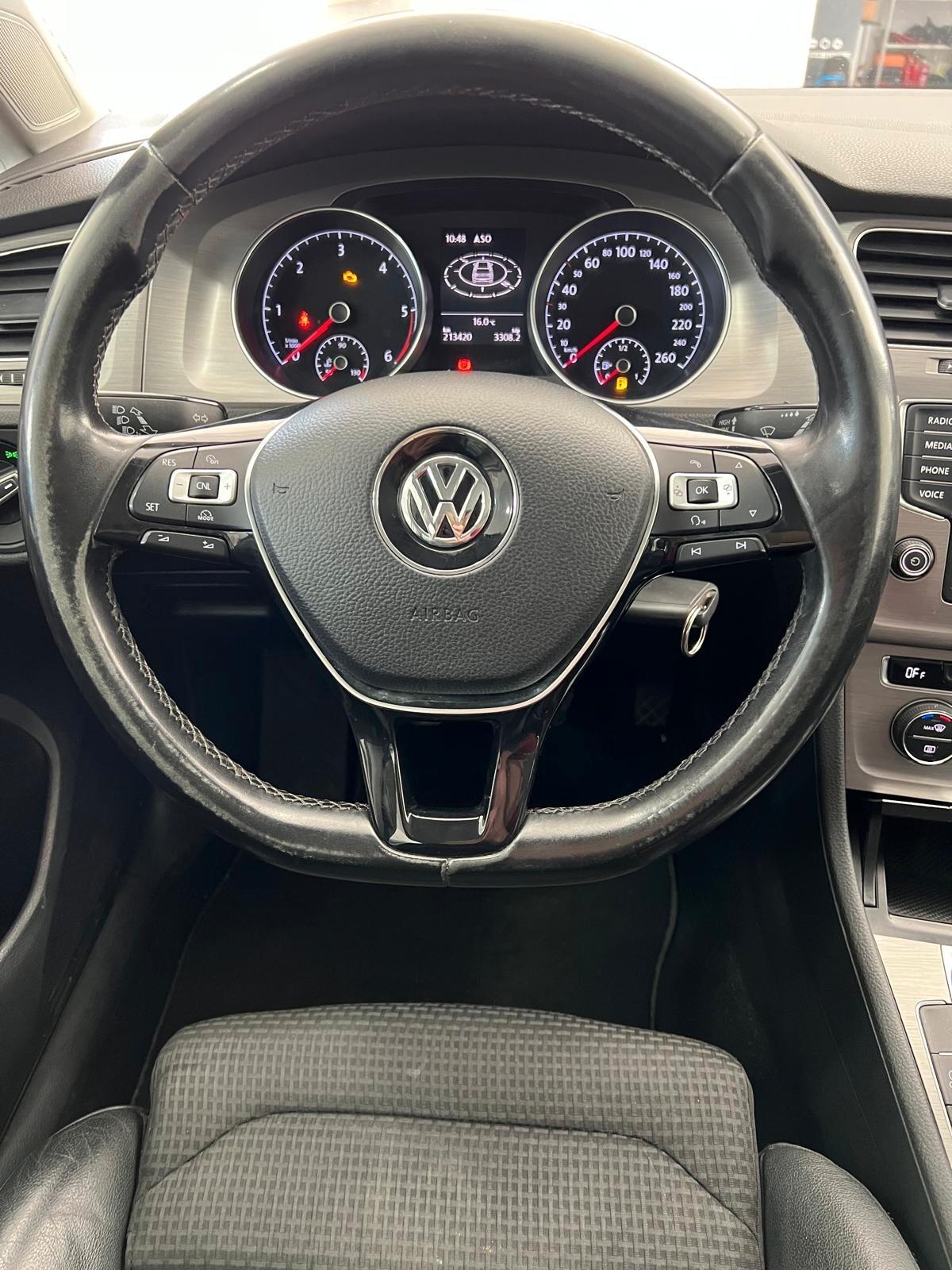 Volkswagen Golf 2.0 TDI 5p. Sport BlueMotion Technology