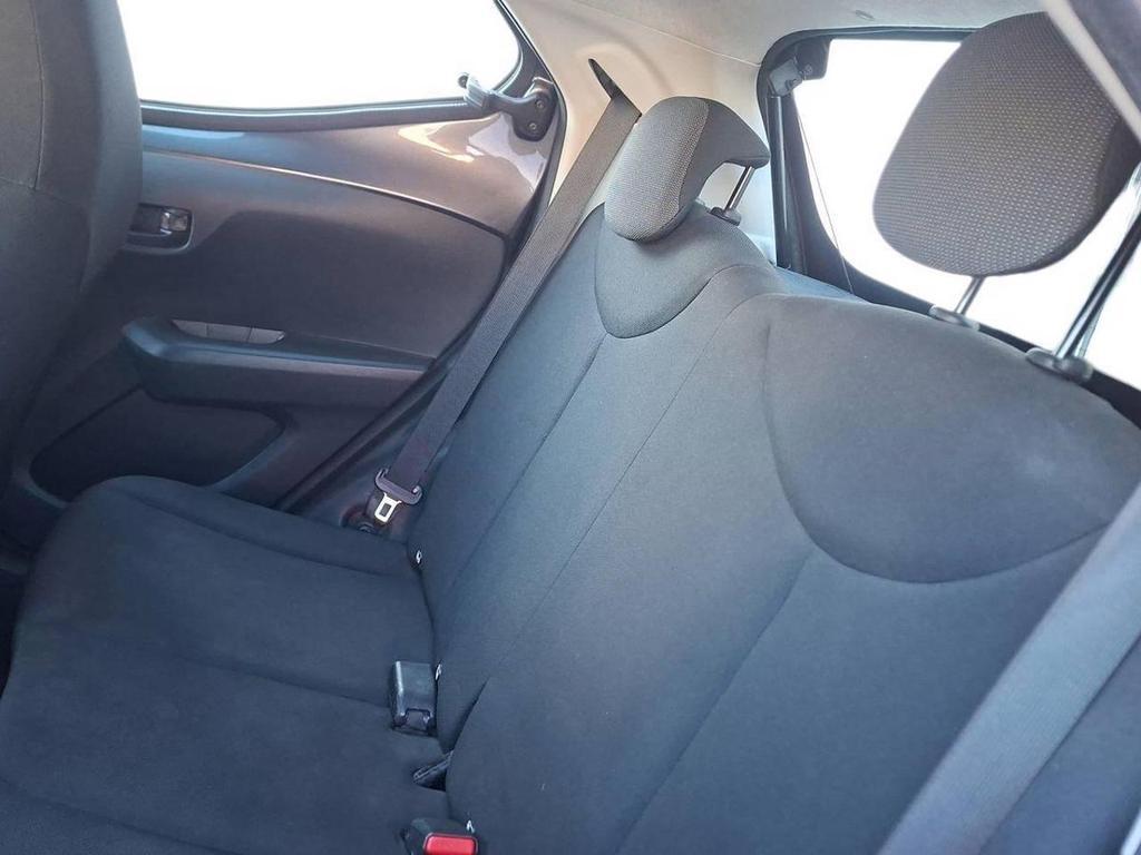 Toyota Aygo 5 Porte 1.0 VVT-i x-business