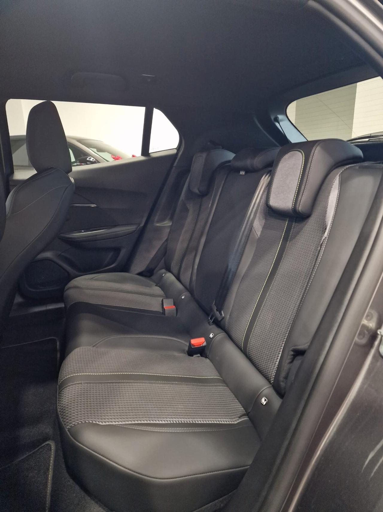 Peugeot 2008 1.5 BlueHDi 130 S&S EAT8 GT