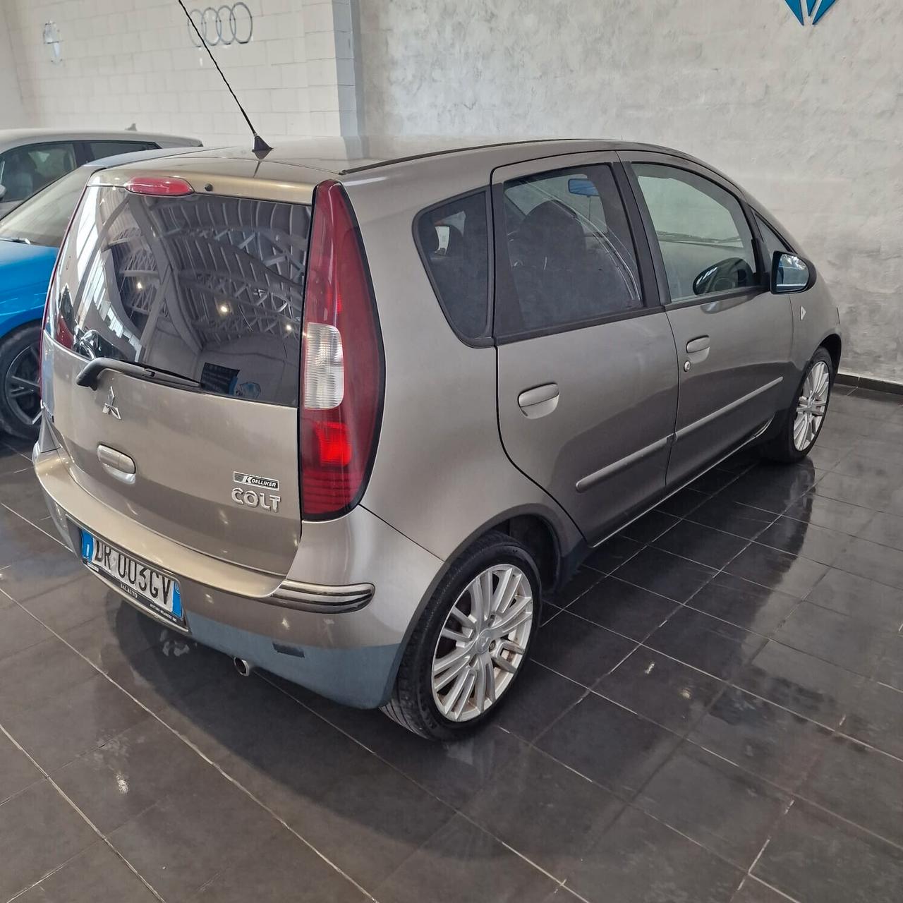 Mitsubishi Colt 1.3 16V 5p. Insport